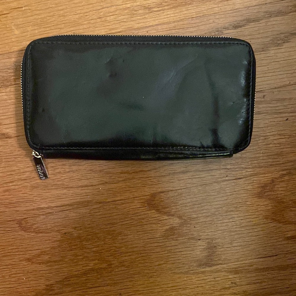 Hobo wrap around wallet